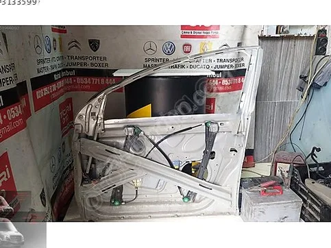 Volkswagen Passat Sol Kapı çıkma parça