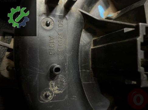 Volkswagen Polo Kalorifer Motoru çıkma parça