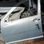 Volkswagen polo 4 sol ön kapı çıkma