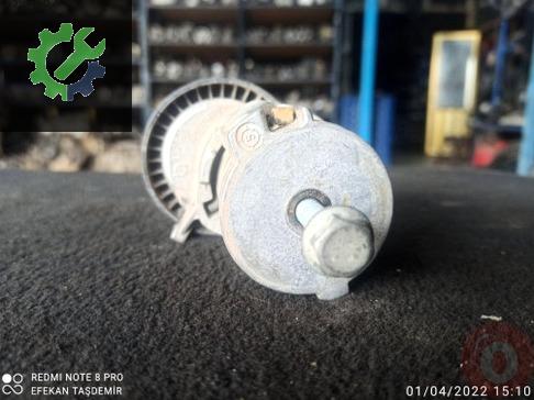 Volkswagen Polo Motor Braketi 145299F çıkma parça