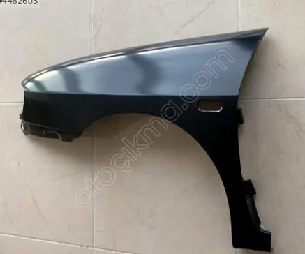 Volkswagen Polo Sağ Ön Çamurluk çıkma parça