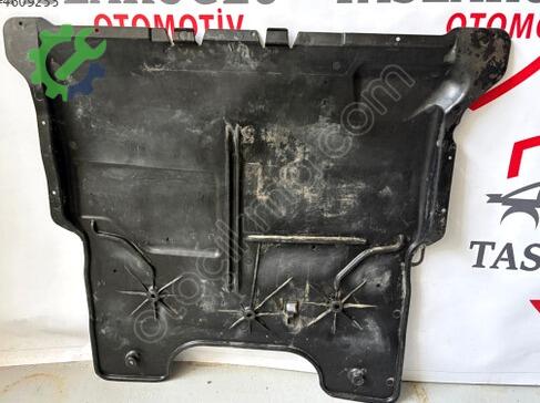 Volkswagen Polo Karter Muhafaza 2Q0825236G çıkma parça