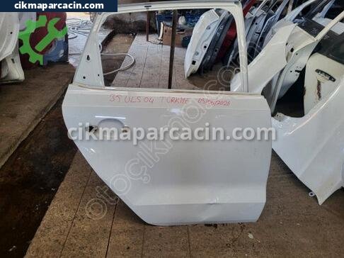 Volkswagen Polo Sağ Arka Kapı çıkma parça