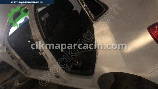 Volkswagen Polo Marşpiyel çıkma parça