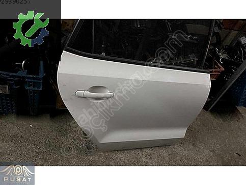 Volkswagen Polo Sağ Arka Kapı çıkma parça