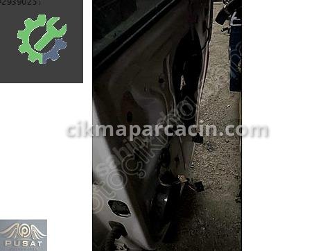 Volkswagen Polo Sağ Arka Kapı çıkma parça