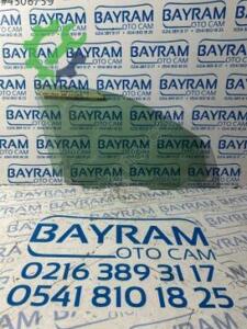 Volkswagen Polo 2001-2009 Sağ Ön Kapı Camı Çıkma