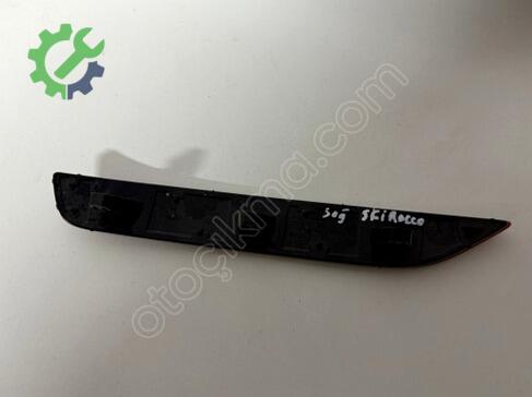 Volkswagen Scirocco Reflektör 1K8945106C çıkma parça