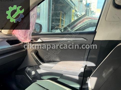 Volkswagen T-Roc Kapı Döşemesi çıkma parça
