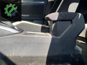 VOLKSWAGEN T-ROC ÇIKMA ORTA KONSOL KOL DAYAMA ORJİNAL