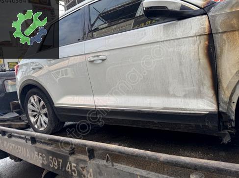 VOLKSWAGEN T-ROC ÇIKMA SAĞ ÖN KAPI