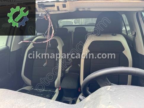 Volkswagen T-Roc Tavan çıkma parça