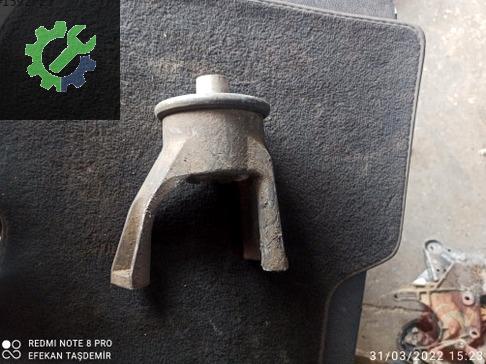 Volkswagen Transporter Motor Braketi 7H0 199 849 çıkma parça