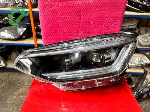Volkswagen Taigo Far çıkma parça