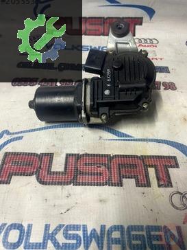 VOLKSWAGEN TİGUAN ÇIKMA CAM SİLECEK MOTORU 5NB955119