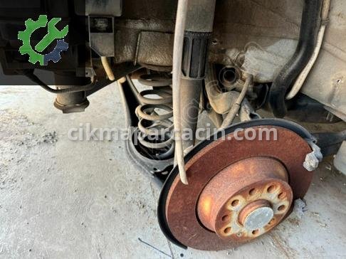 Volkswagen Tiguan Arka Dingil çıkma parça