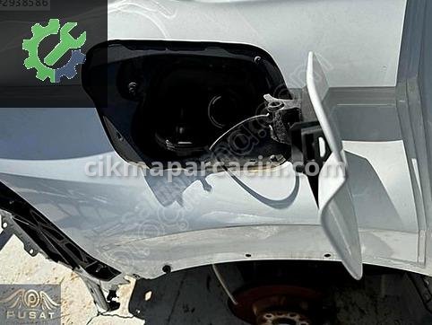 Volkswagen Tiguan Depo Kapağı çıkma parça
