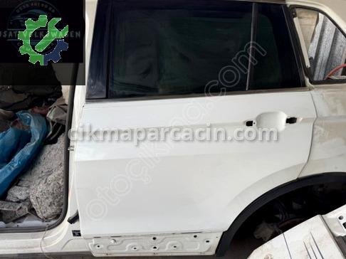 Volkswagen Tiguan Sol Arka Kapı çıkma parça