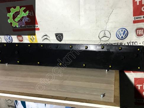 Volkswagen Tiguan Sıfır Orjinal Sol Arka Kapı Bandı