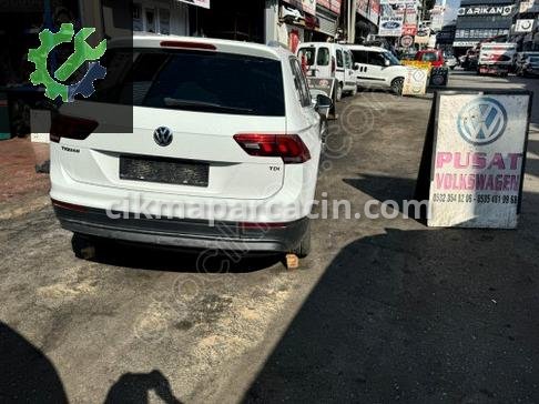 Volkswagen Tiguan Sol Arka Kapı çıkma parça