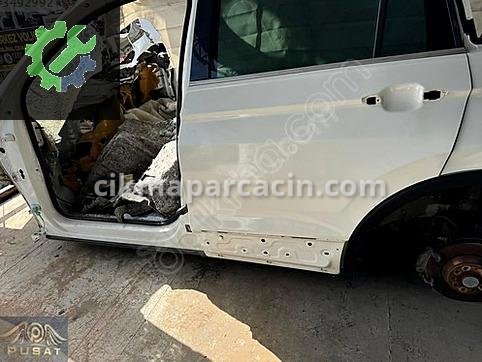 Volkswagen Tiguan Marşpiyel Sacı çıkma parça