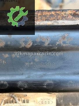 Volkswagen Touareg Travers 7L0599303 çıkma parça