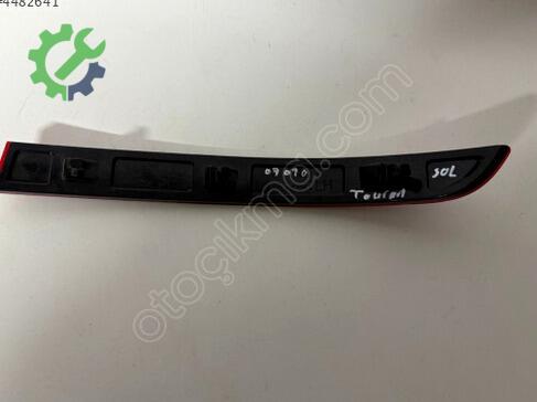 Volkswagen Touran Reflektör 1T0945105A çıkma parça