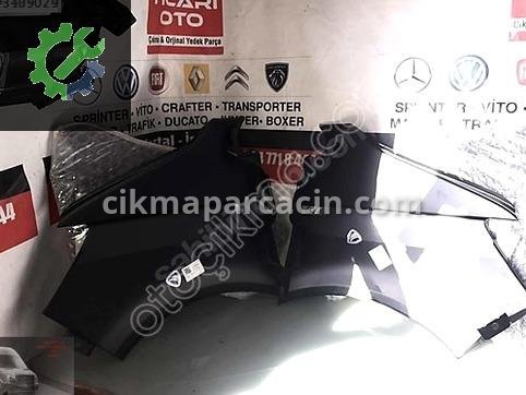 Volkswagen Transporter Çamurluk çıkma parça