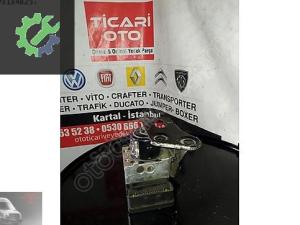 Volkswagen Transporter 7E0907379G ABS beyni