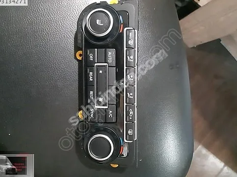 Volkswagen Transporter Klima Kontrol Paneli 2012-2015 çıkma parça