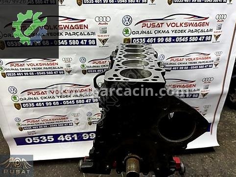 Volkswagen Transporter Yarım Motor çıkma parça
