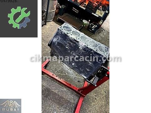 Volkswagen Transporter Yarım Motor çıkma parça