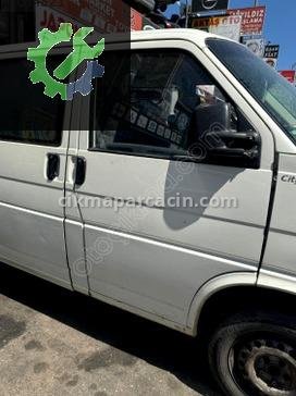 Volkswagen Transporter Radyatör Ayağı çıkma parça