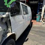 VOLKSWAGEN TRANSPORTER T4 ÇIKMA SAG SOL ÖN KAPI