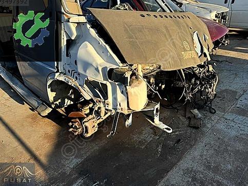 VOLKSWAGEN TRANSPORTER T4 SAĞ SOL KESME ŞASE T4 PARÇALARI