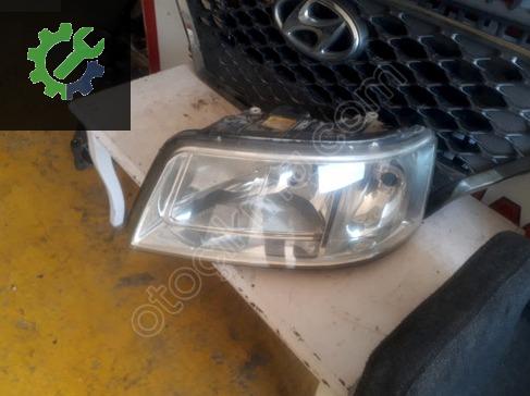Volkswagen Transporter Sağ Ön Far çıkma parça