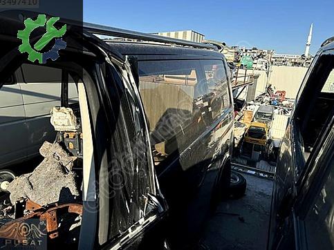VOLKSWAGEN TRANSPORTER T5 KISA ŞASE SOL ARKA DUVAR ÇAMURLUK