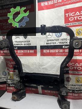 Volkswagen Transporter (T5-T6) Motor Alt Traversi