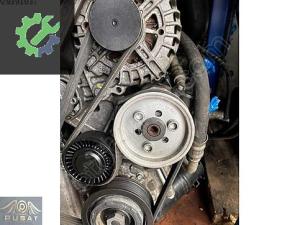 VOLKSWAGEN TRANSPORTER T6 ÇIKMA DİREKSİYON POMPASI