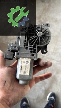 Volkswagen Transporter Cam Motoru çıkma parça