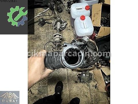 Volkswagen Transporter Turbo Borusu çıkma parça
