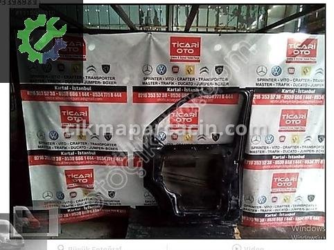 Volkswagen Transporter Sağ Ön Kapı çıkma parça