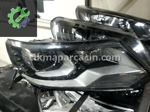 Volkswagen Tiguan Sağ Ön Far çıkma parça