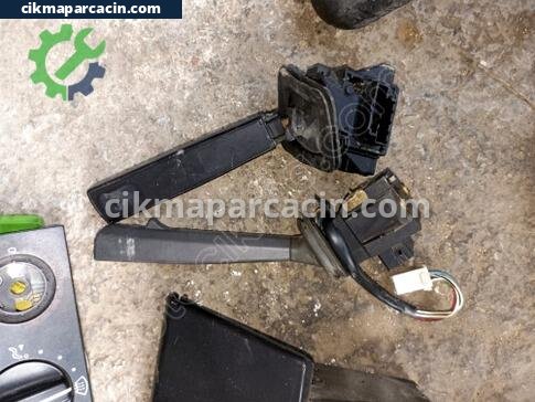 Volvo 850 Sinyal Kolu çıkma parça