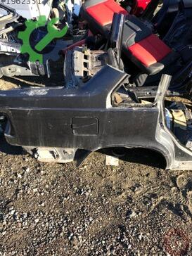 Volvo 850 Çamurluk çıkma parça