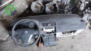 Volvo S40 2007 Çıkma Ön Göğüslük