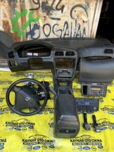 Ön Göğüs Volvo S60 2000-2011 Çıkma 20002011