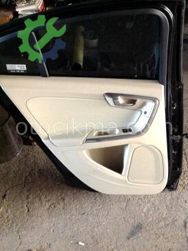 Volvo S60 Sağ Arka Kapı çıkma parça