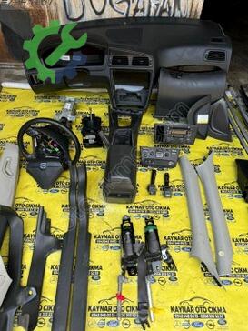 Volvo S60 Orta Direk Kaplaması çıkma parça