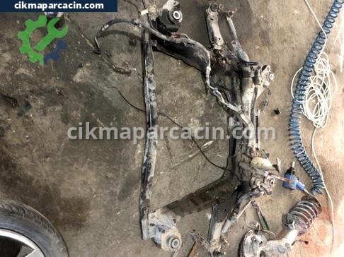 Volvo S80 Travers çıkma parça